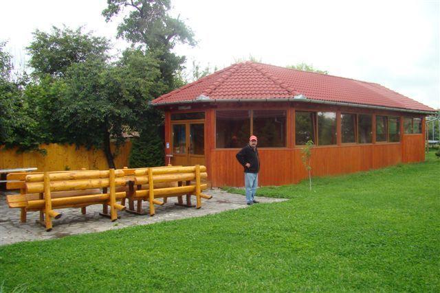 Pensiunea La Bradul Inalt Порумбаку-де-Сус Экстерьер фото